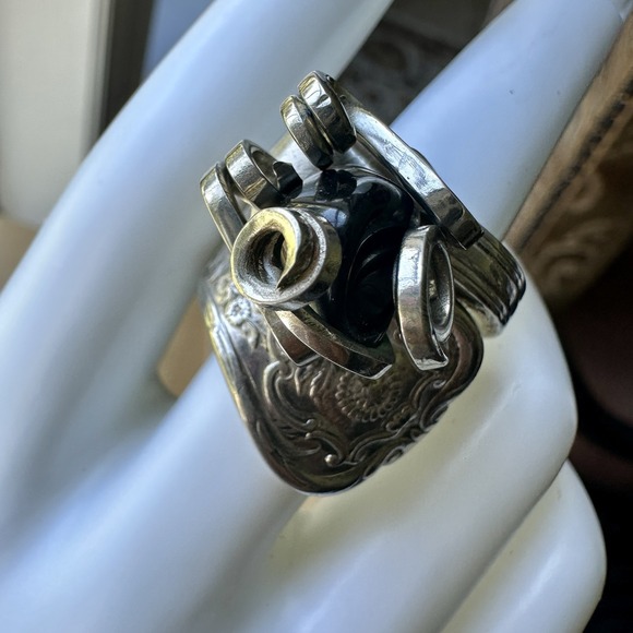 VTG Astor Hotel NY Spoon Ring Size 7.5 Flower Silver‎ Plated Gemstone Signed B